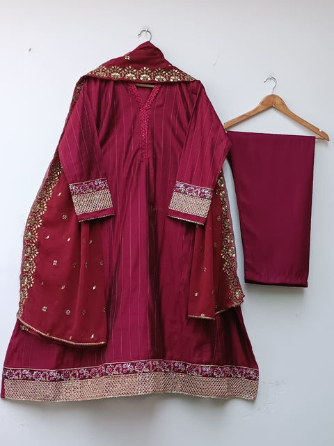 NAZMI (MAROON)