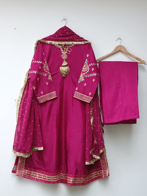 NEW PARWANA (GARNET)