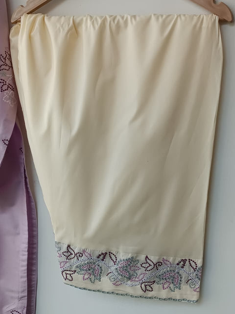 NIGHAT (LILAC)
