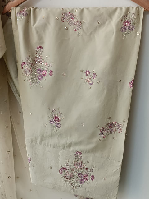 NISHAT (BEIGE)