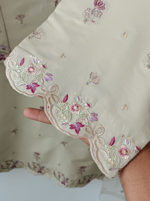 NISHAT (BEIGE)