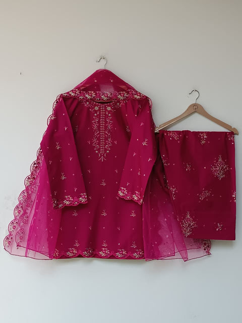 NISHAT (MAGENTA)