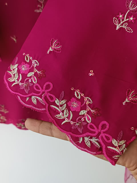 NISHAT (MAGENTA)