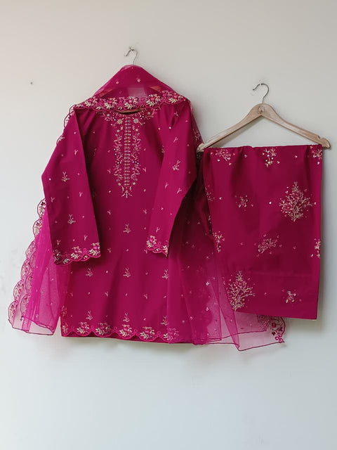 NISHAT (MAGENTA)