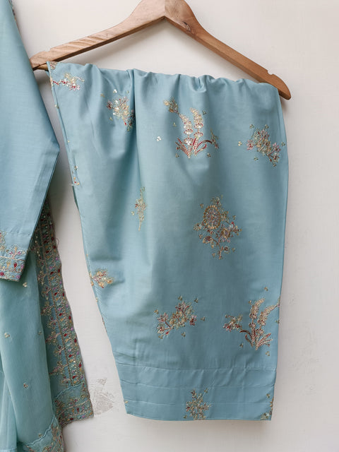 NOMENZA FARSHI (CYAN)