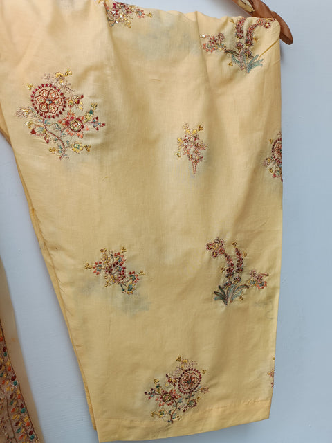 NOMENZA (LIME YELLOW)