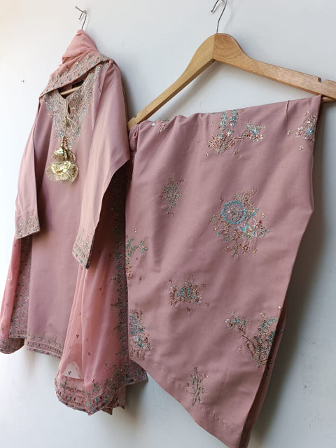 NOMENZA (TEA PINK)