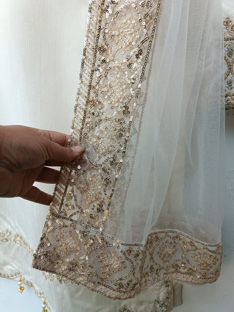 NOORA (OFFWHITE)