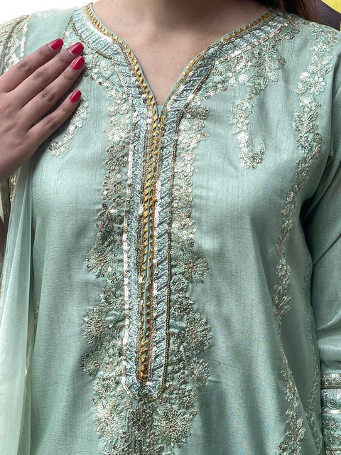 NOORA (PISTA)