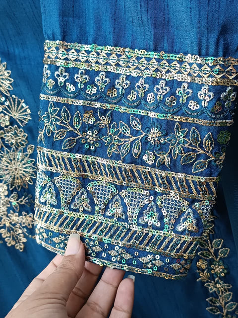 NOORA (ROYAL BLUE)
