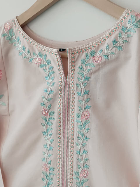 NOSHEEN (POWDER PINK)
