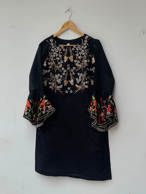 NURPUR (BLACK)
