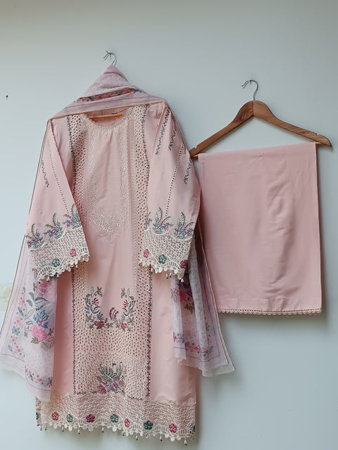 OMAINA 01 (PEACH)