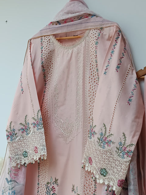 OMAINA 01 (PEACH)