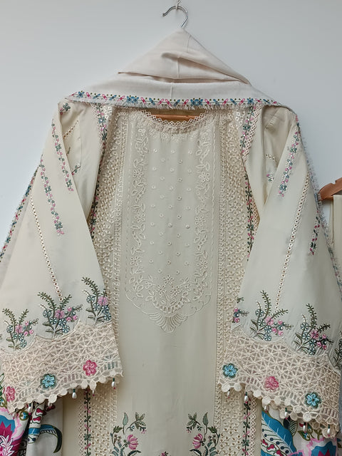 OMAINA (IVORY)