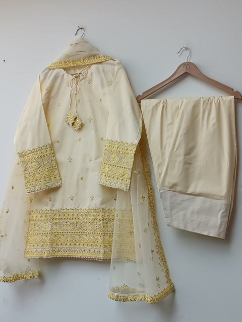 ONAIZA 2 (CREAM)