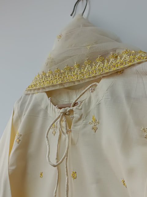 ONAIZA 2 (CREAM)