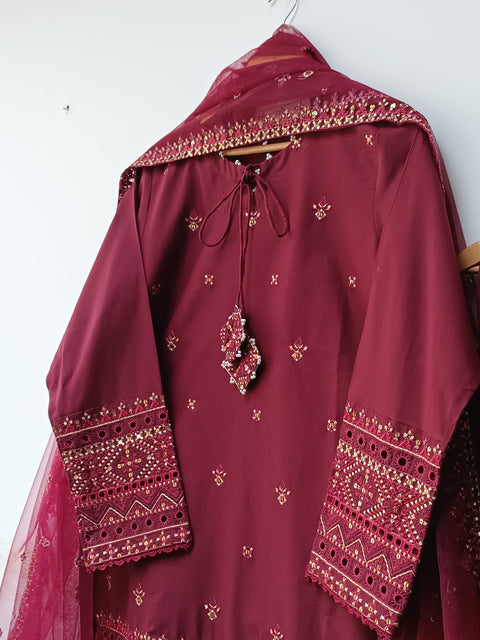 ONAIZA 2 (MAROON)