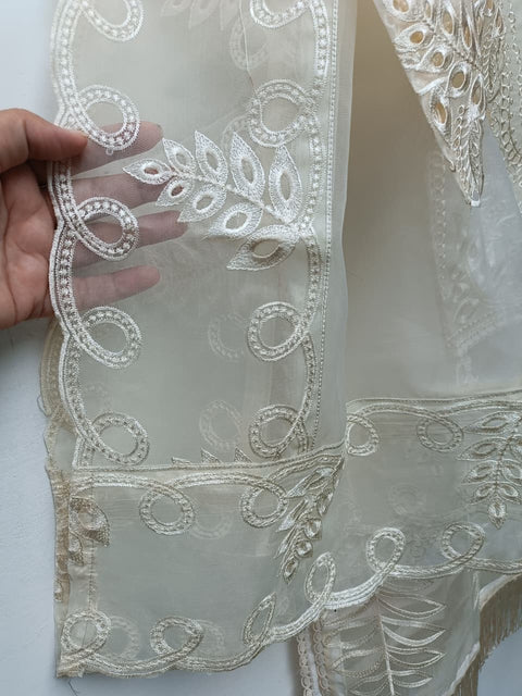 OSGOOD (IVORY)