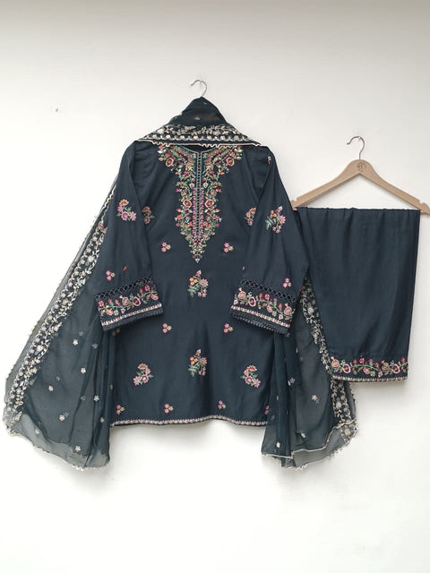 PAKIZA (BLACK)