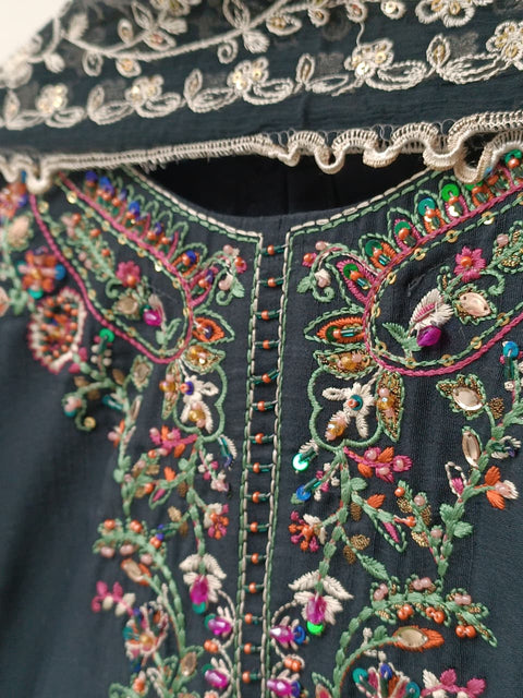PAKIZA (BLACK)