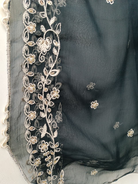PAKIZA (BLACK)