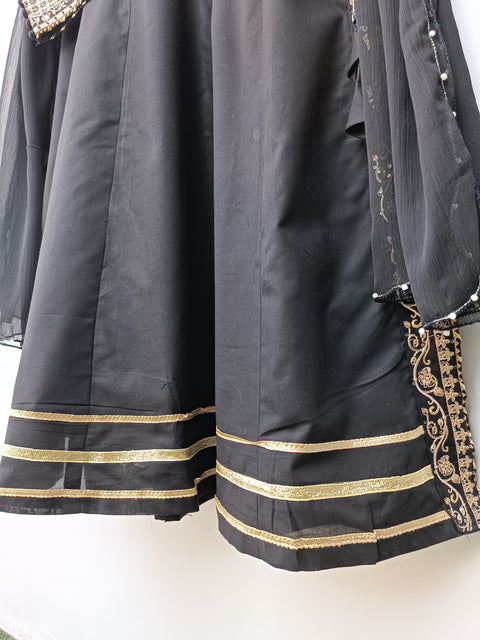 PARWANA (BLACK)