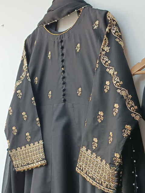 PARWANA (BLACK)