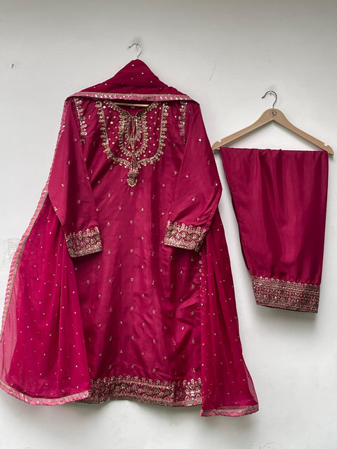 PAVISA (MAROON)