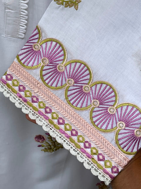 PLUMERIA (WHITE)