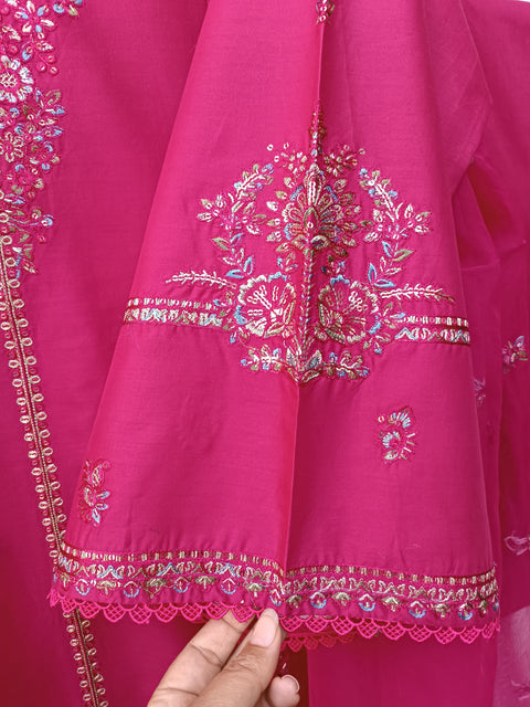 POONAM (REDDISH PINK)