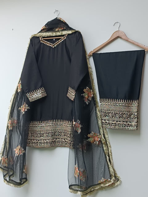 PREETO (BLACK)