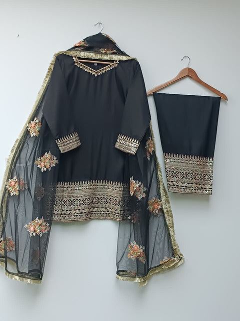 PREETO (BLACK)