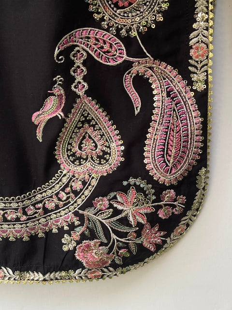RADIKA (BLACK)