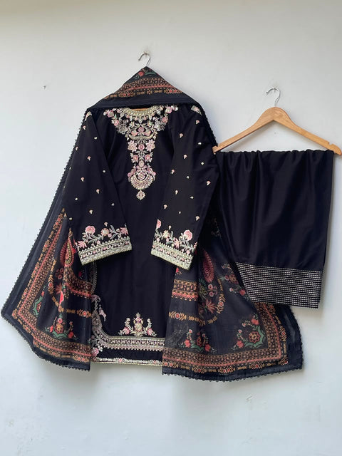 RADIKA (BLACK)