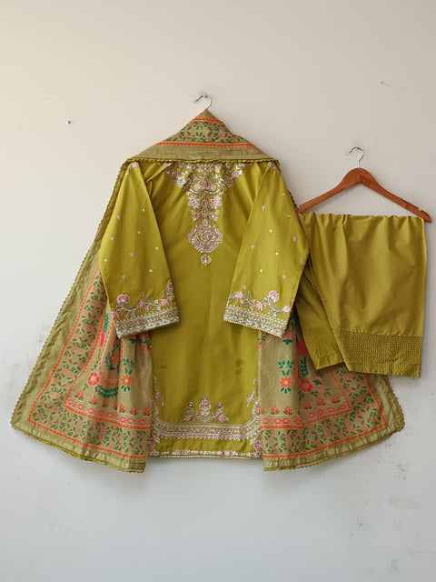 RADIKA (OLIVE)