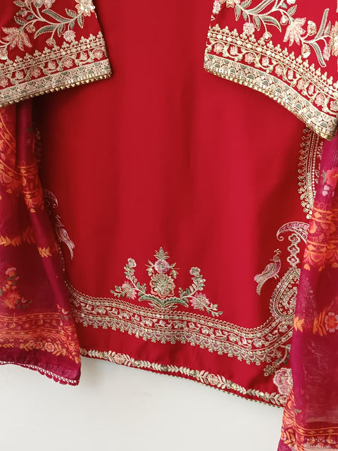 RADIKA (RED)
