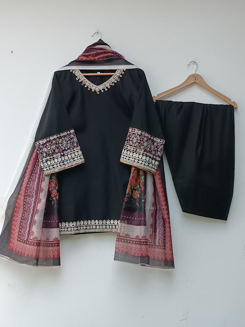 RAEESA (BLACK)