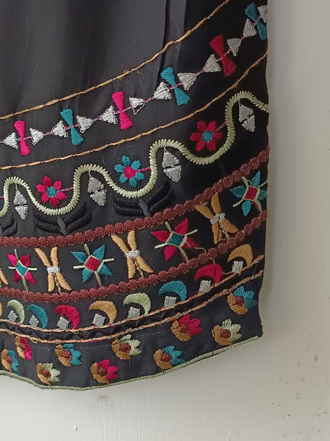 RAHI (BLACK)