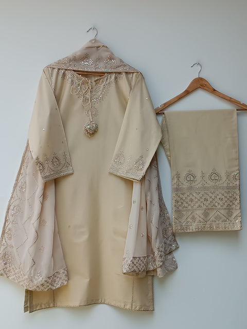 RAMEEN 01 (CREAM WHITE)