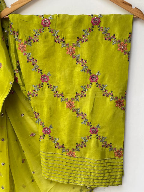 RAMZA R.S (MEHNDI)