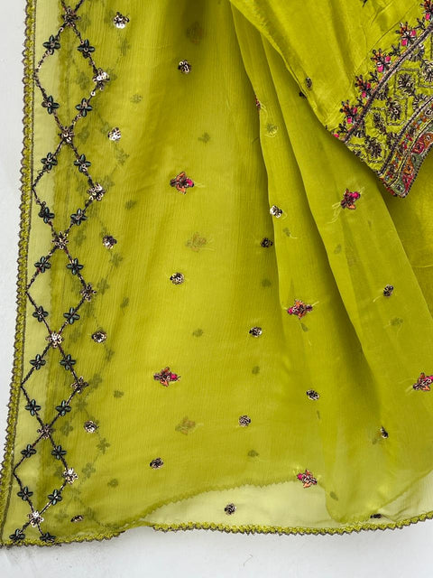 RAMZA R.S (MEHNDI)