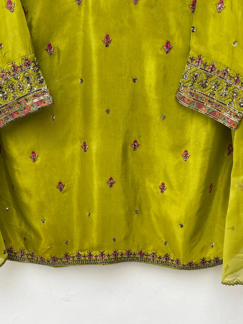 RAMZA R.S (MEHNDI)