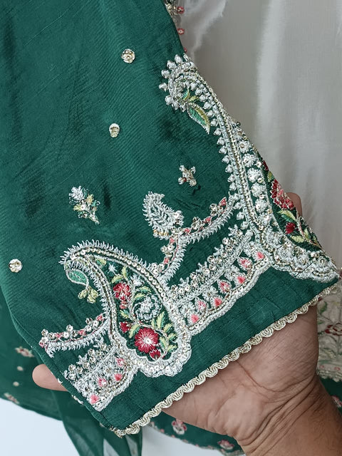 RANIA (BEIGE & GREEN)