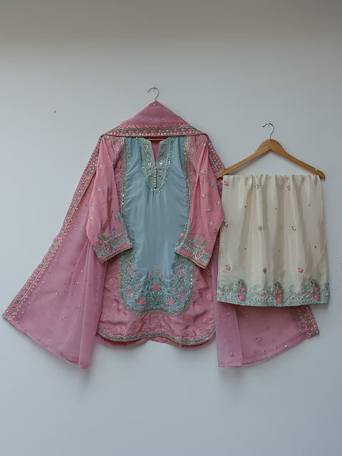 RANIA (SKY & PINK)