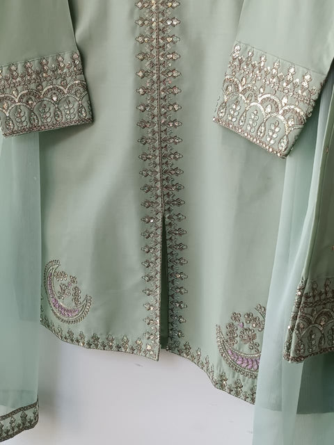 REKHA (PISTA)