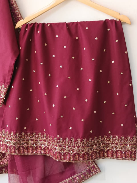 REKHA (ROYAL GARNET)