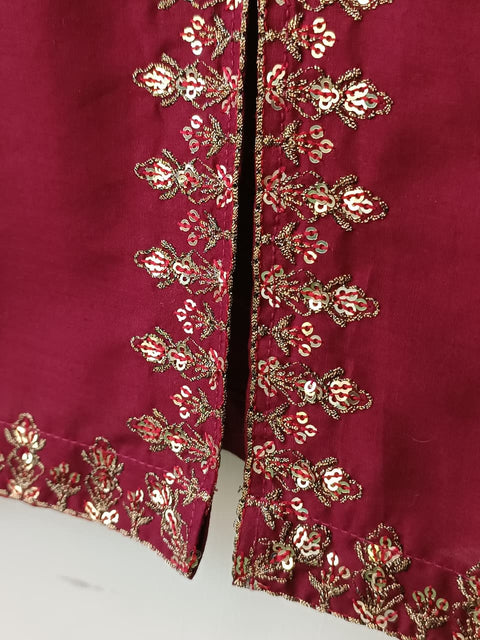 REKHA (ROYAL GARNET)