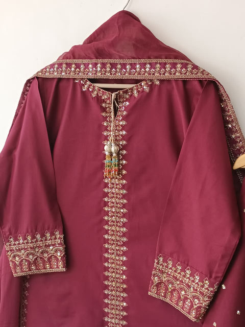REKHA (ROYAL GARNET)