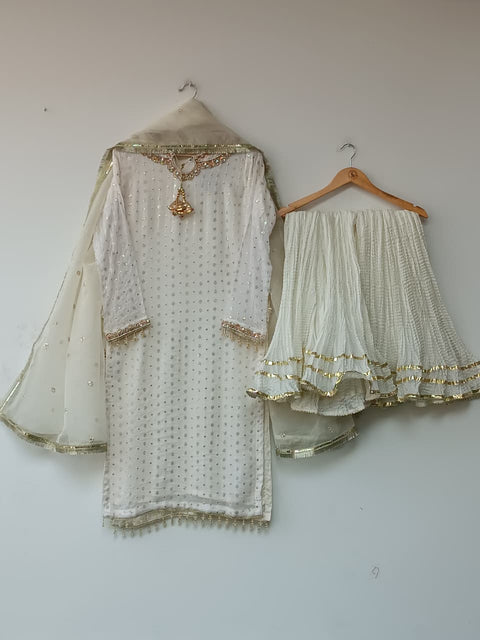 RIVKA (IVORY)